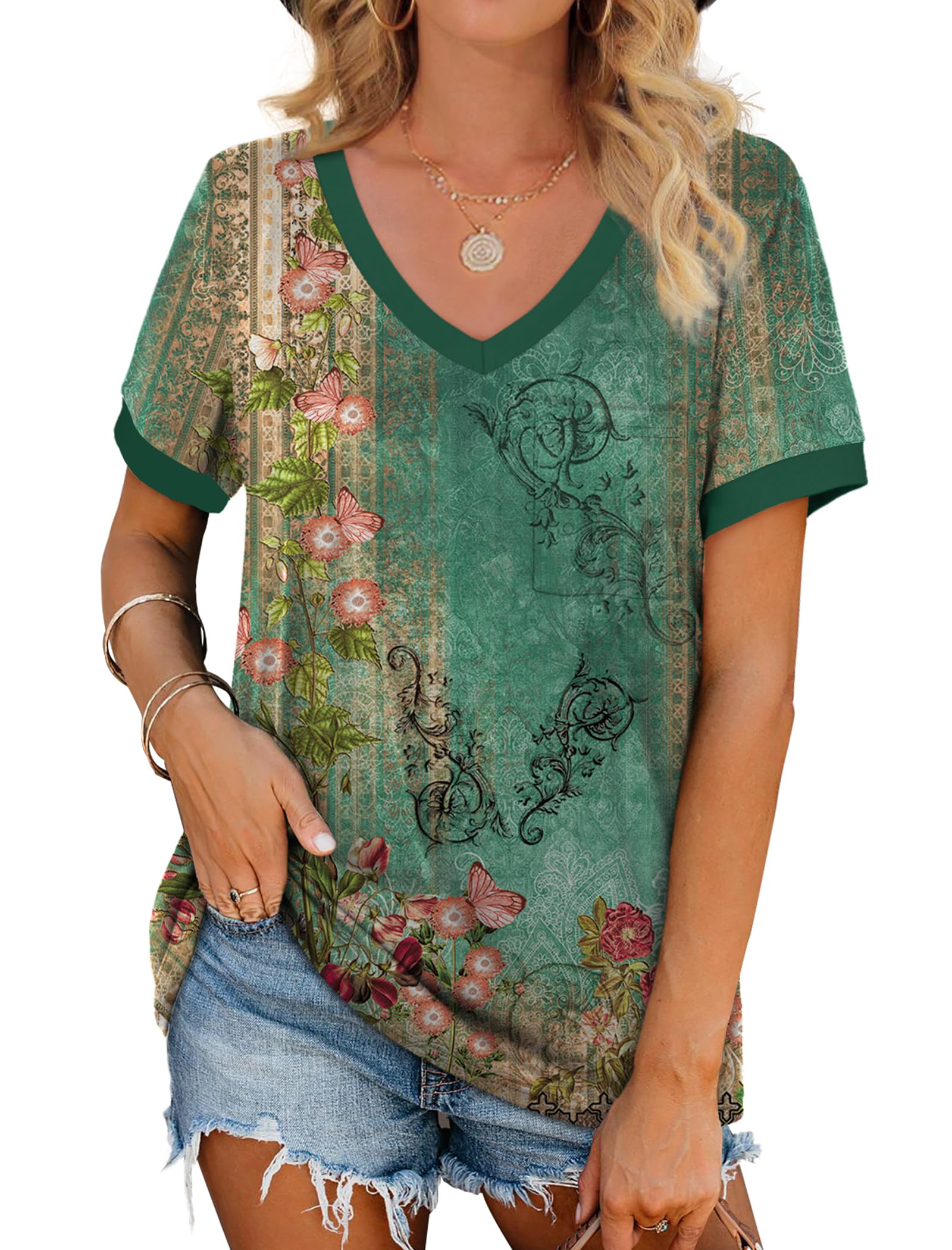 V-Neck Loose Tee with Pocket — Utility Meets Style V-Neck Loose Tee with Pocket — Utility Meets Style